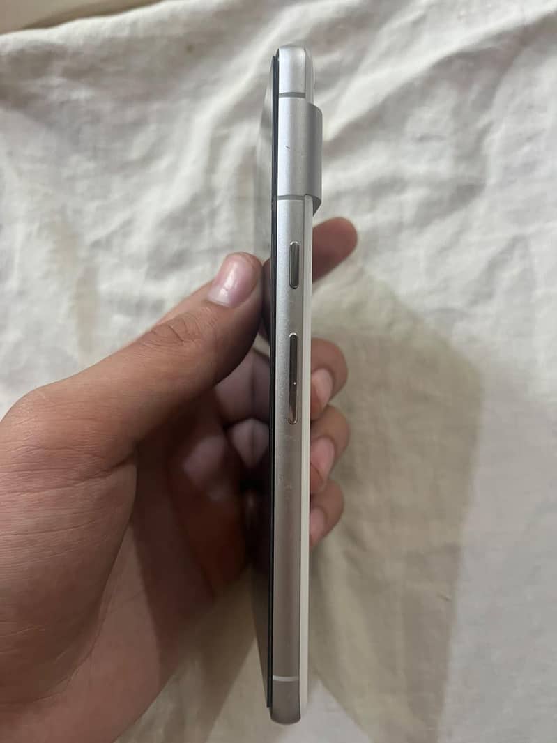 Google Pixel 7 3