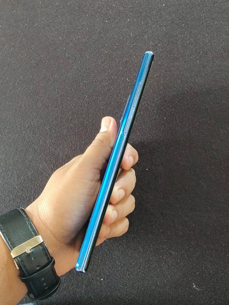 Samsung Mobile Note 10 Plus 1
