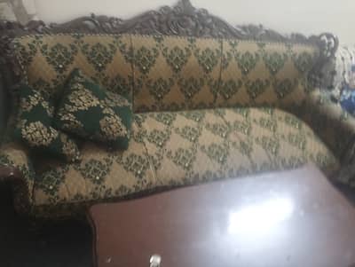 The 3 piece 5 seater Chiniot Sofa set.