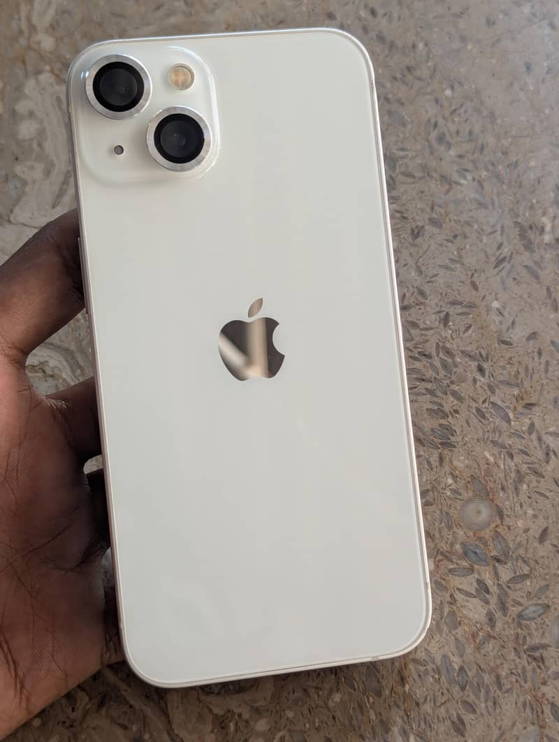 Apple iPhone 13 0