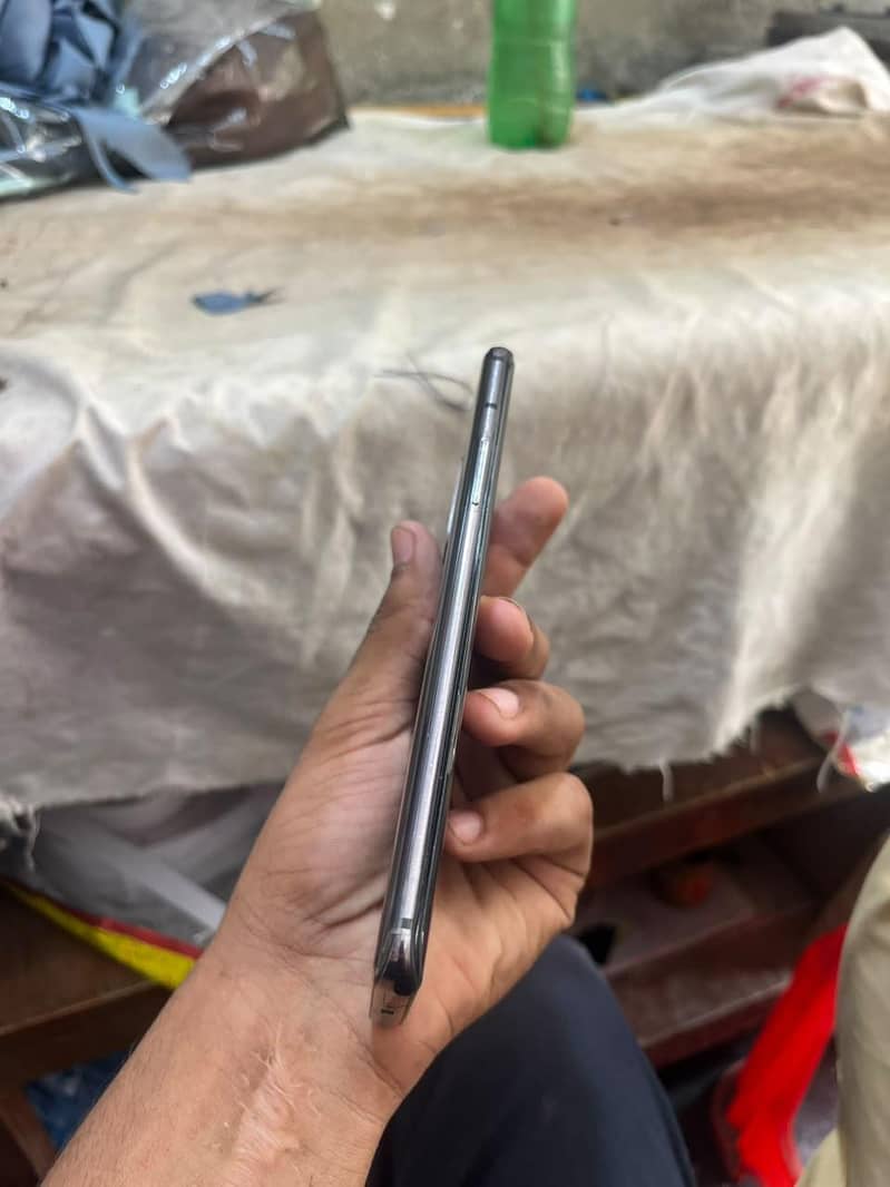 One Plus 7 Pro 4