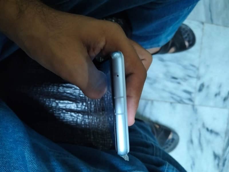 Google Pixel 7a 3