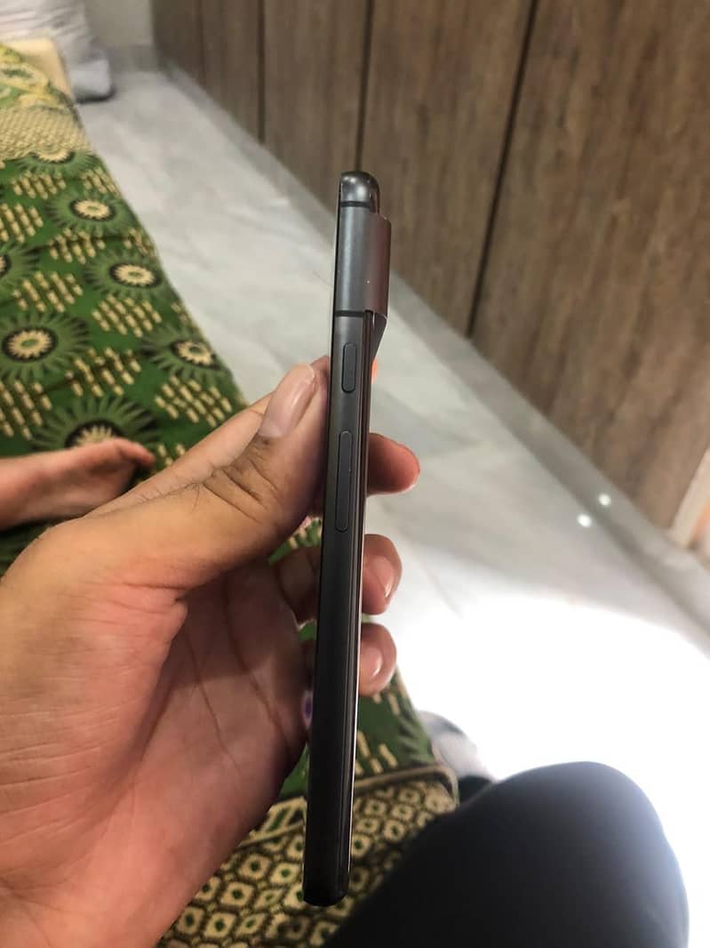 Google Pixel 8 5