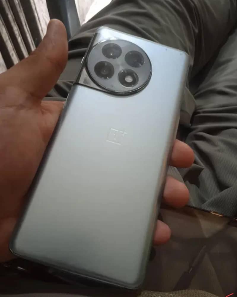One Plus 11R 0