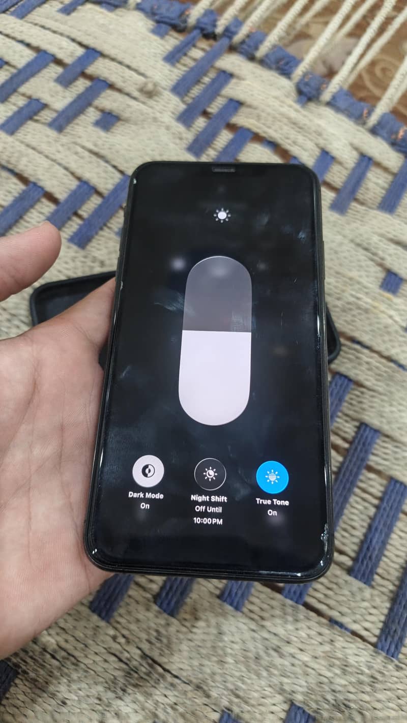 Apple iPhone 11 Pro Max 5