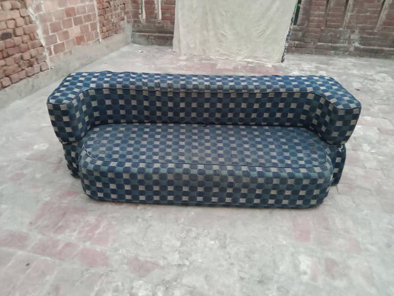 sofa cumbed 0