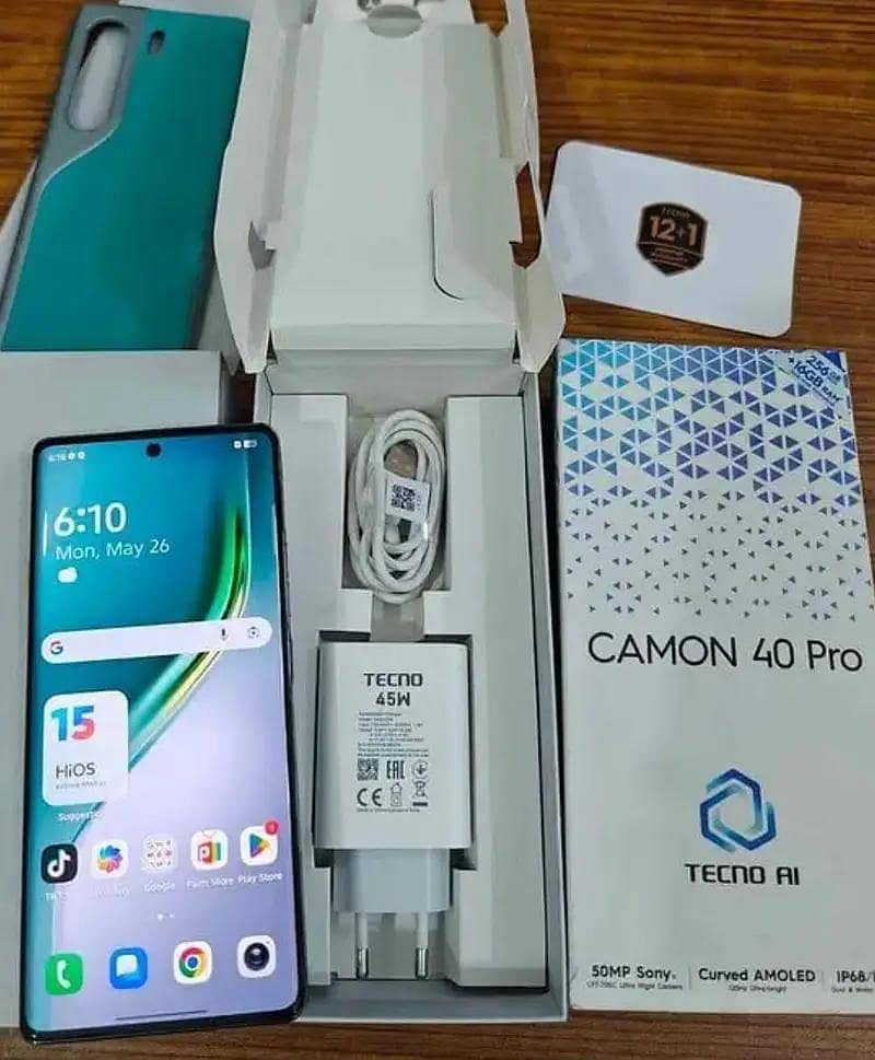 Tecno CAMON 40 Pro 1