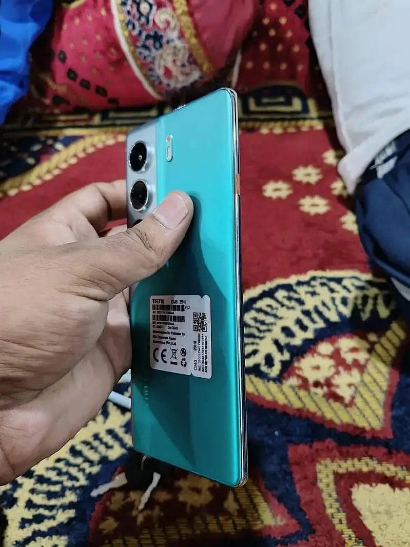 Tecno CAMON 40 Pro 3