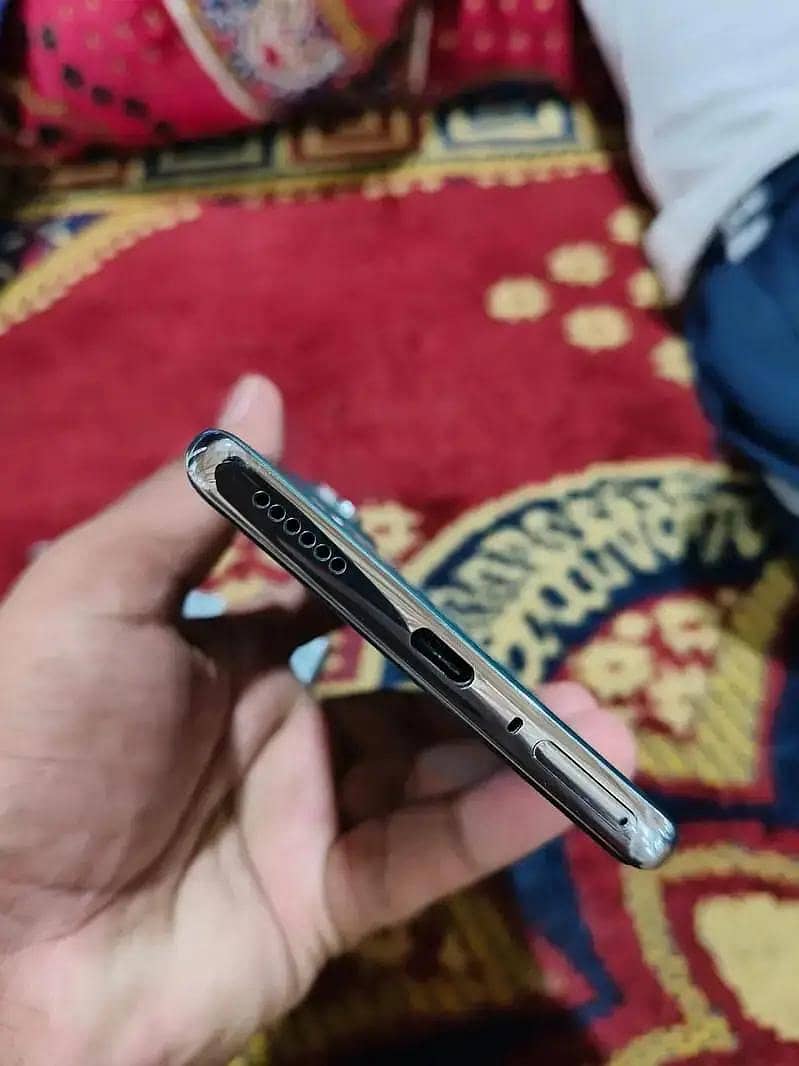 Tecno CAMON 40 Pro 5