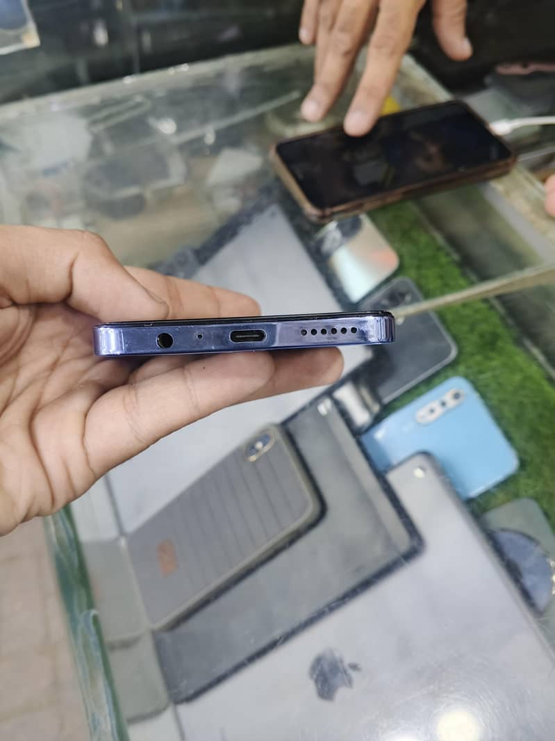 Tecno CAMON 20 2