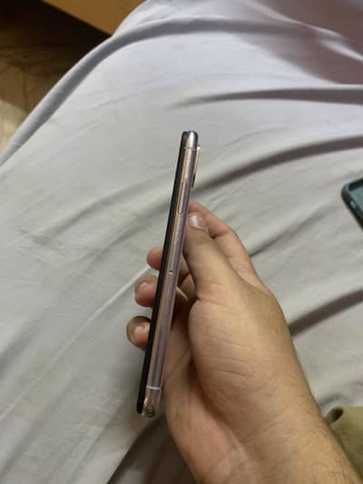 Apple iPhone X FACTORY UNLOCK 256gb