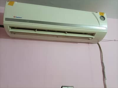 AC for sale in a very good condition and excellent cooling