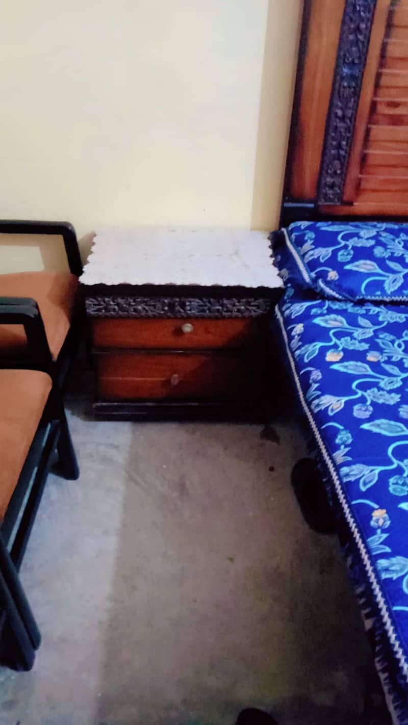 king bed 3