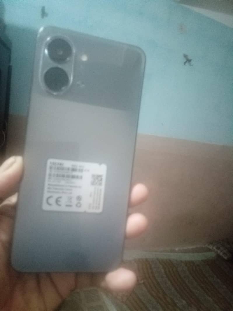 4+1  64 GB memory 3
