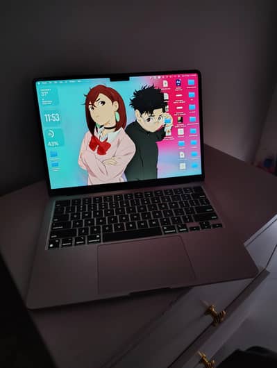 MacBook air M2 2022 13" 8/256