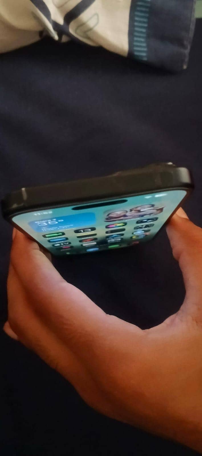 Apple iPhone 15 4