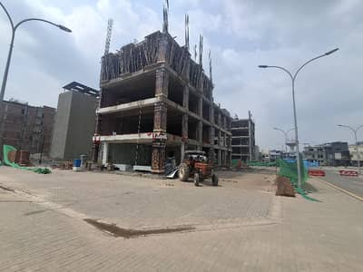 282 Scft Apartment For Sale In One Year Instalment Corner Facing Park Commercial Building. With Dedicated Parking