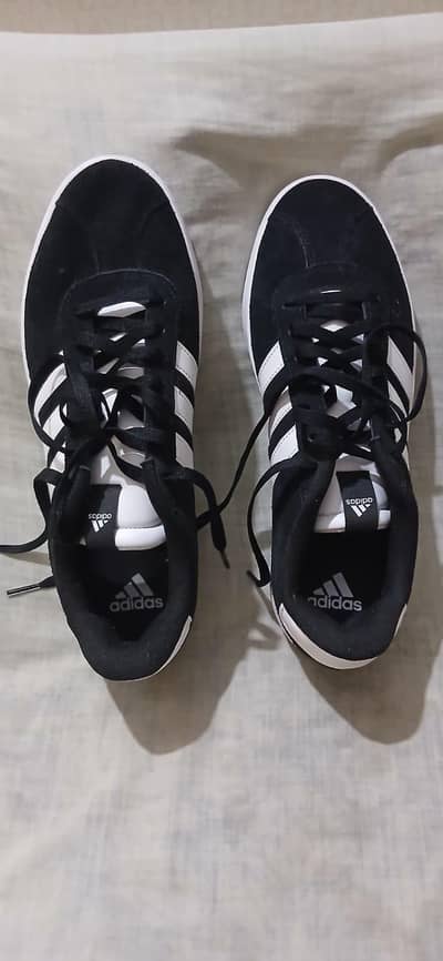 orginal branded foreign Adidas shoes for sale 03113098731 contact numb