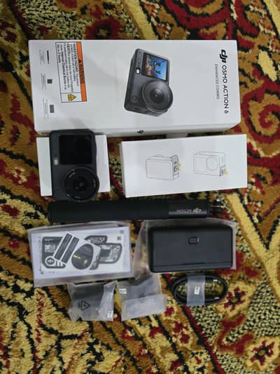 DJI Action 6 Enhanced Combo Just Box opened.