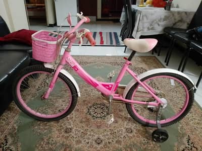BACHON KI PINK CYCLE FOR SALE WITH BASKIT AND TRAINING WHEELS