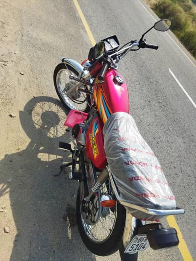 Honda CG125 red colour 2026 model 10/10