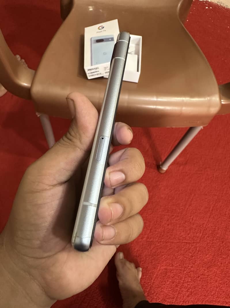 Google Pixel 7a 4