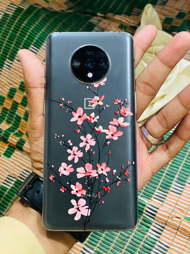 One Plus 7T 1