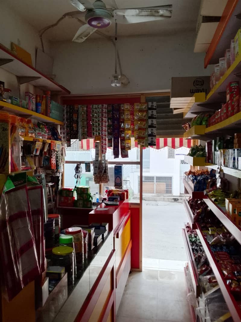 khan store 2