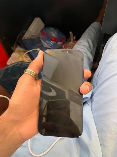 Apple iPhone 12