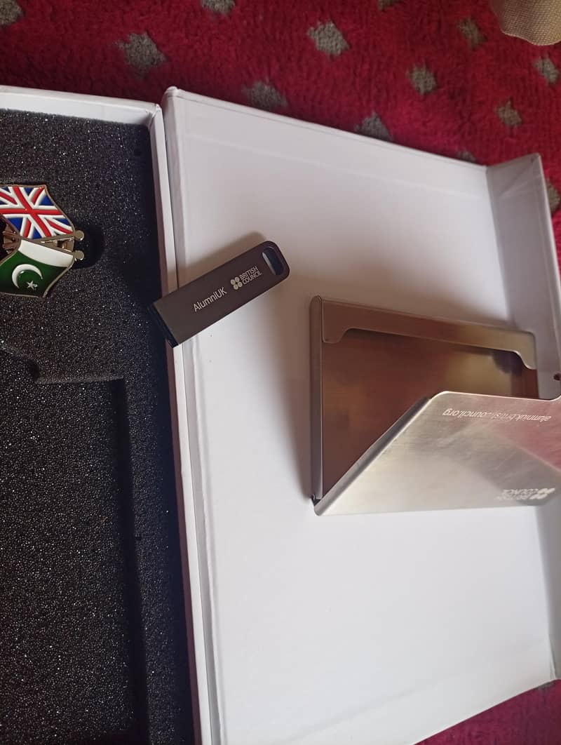 GIFT BOX 3