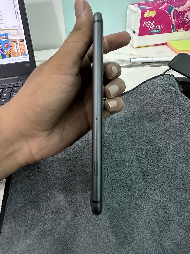 Apple iPhone 8 Plus 7