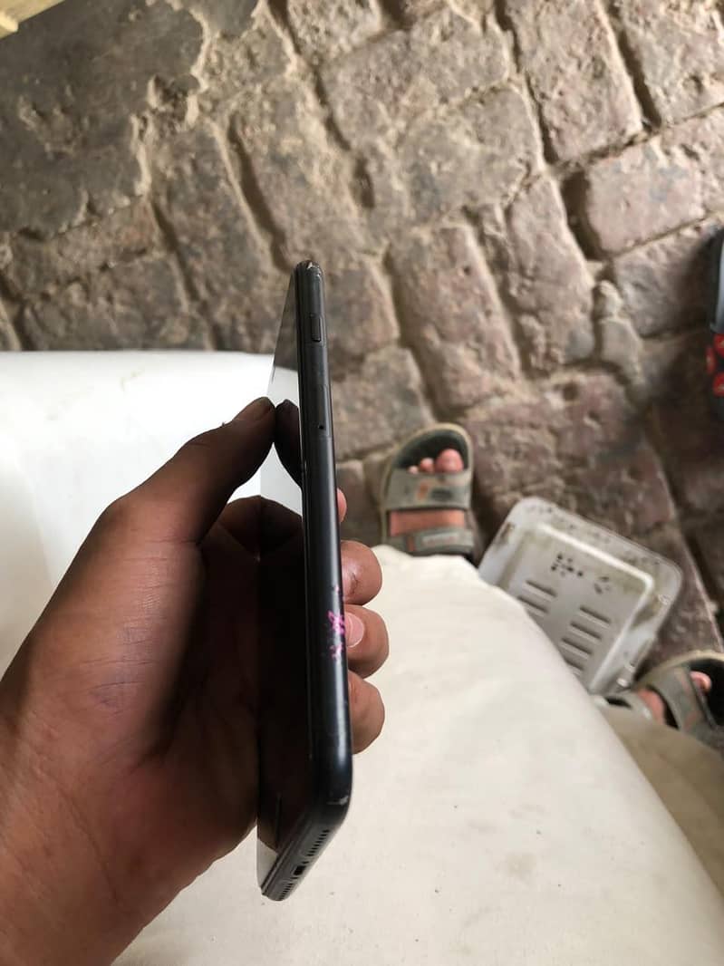 Apple iPhone 7 Plus 4