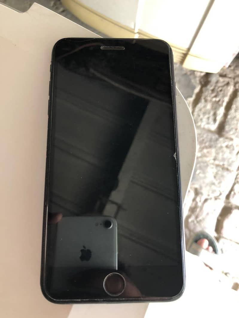 Apple iPhone 7 Plus 5
