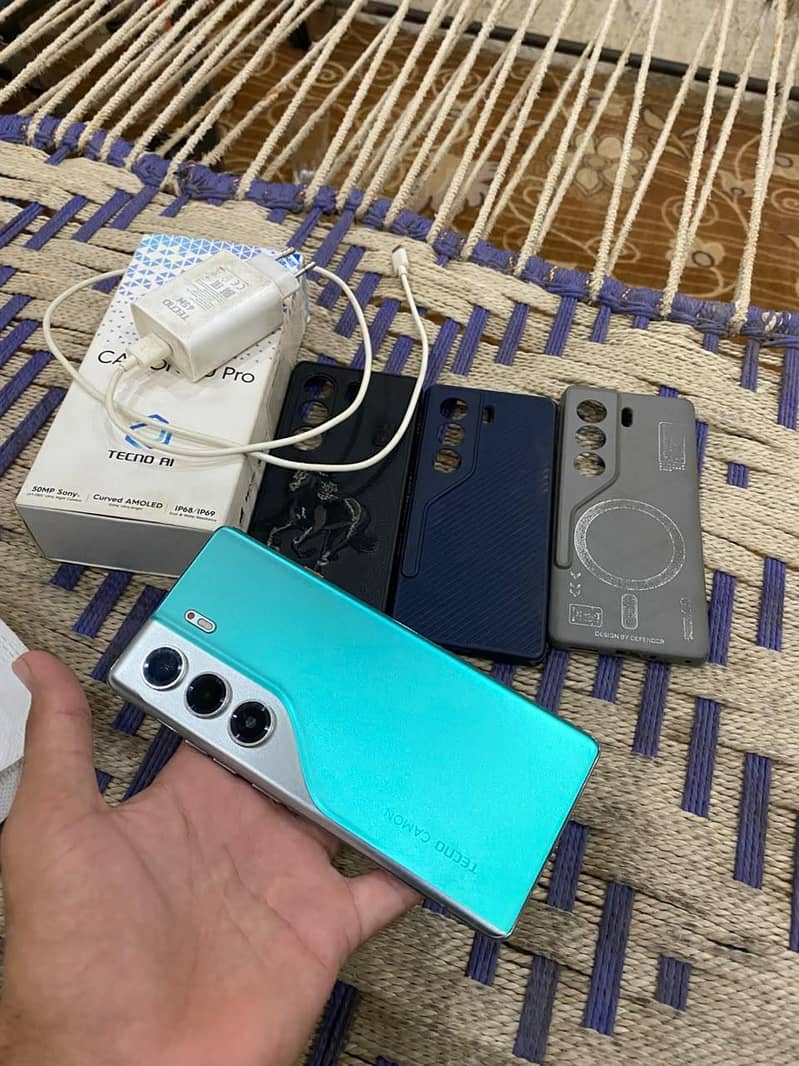 Tecno CAMON 40 Pro 1