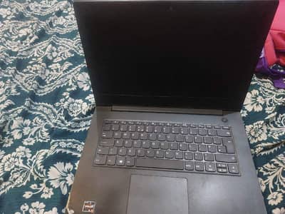 Lenovo Ryzen 5 Ram 8gb 256 SSD for sale