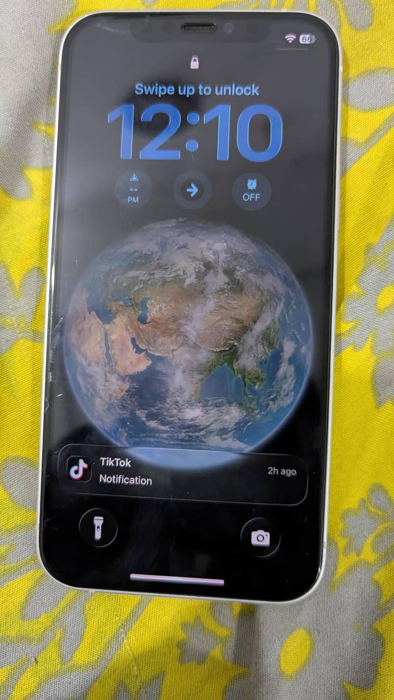 Apple iPhone 12 2