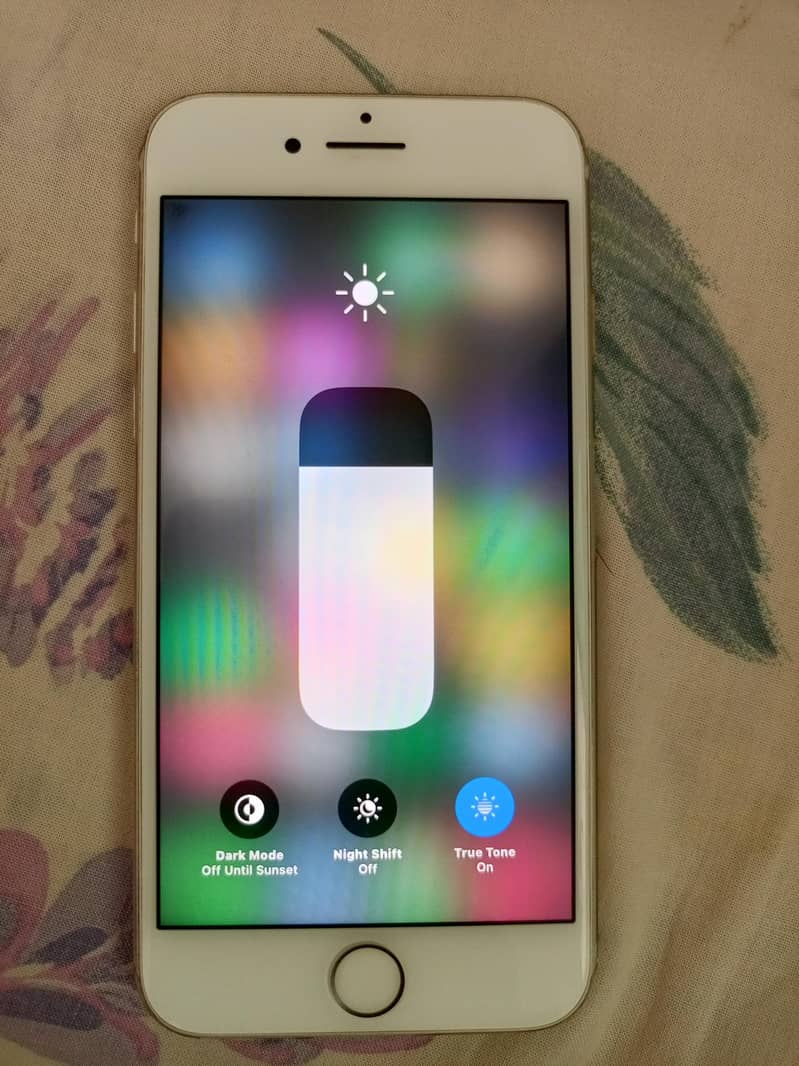 Apple iPhone 8 7