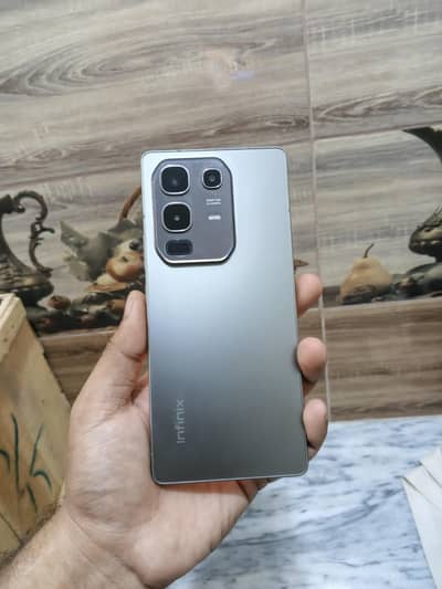 Infinix Note 50 8/256  with original charger