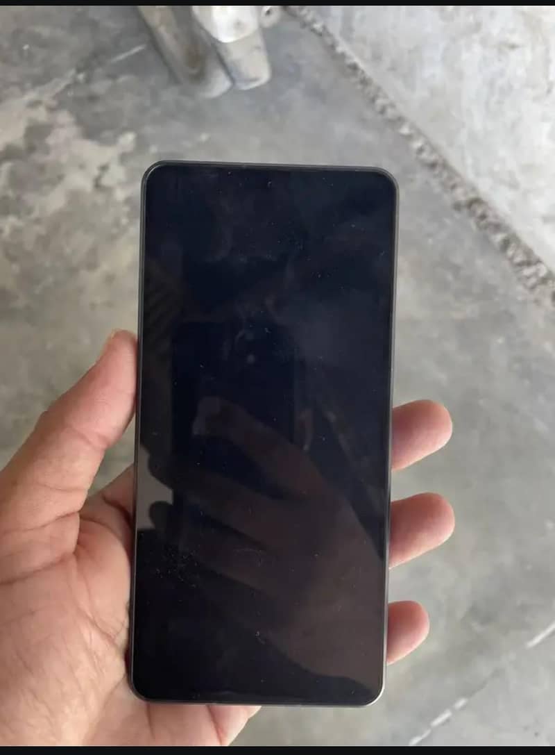 Sharp Aquos Sense7 plus 3