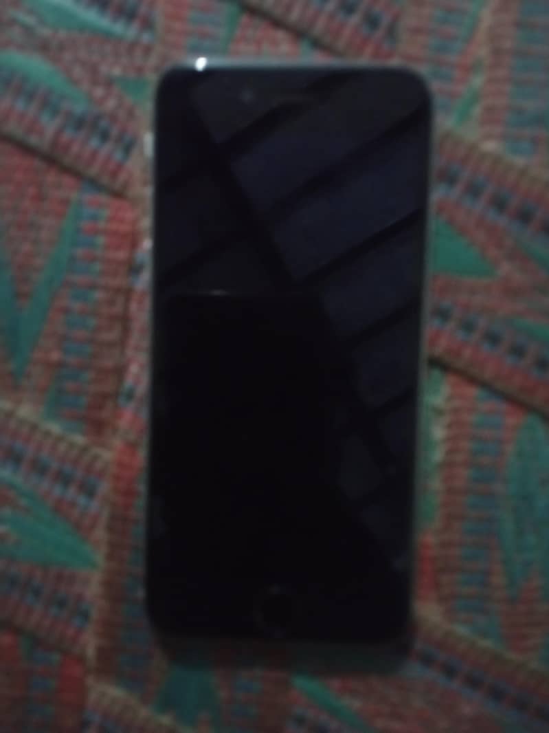 Apple iPhone 6S 3
