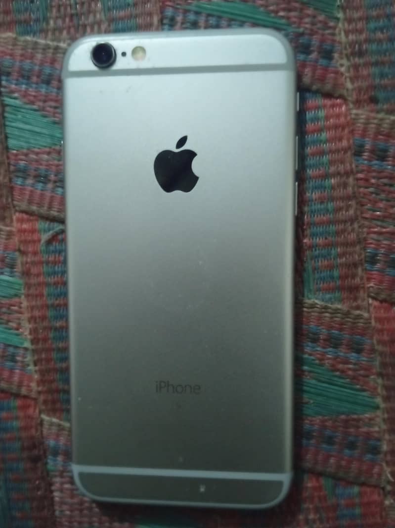 Apple iPhone 6S 4