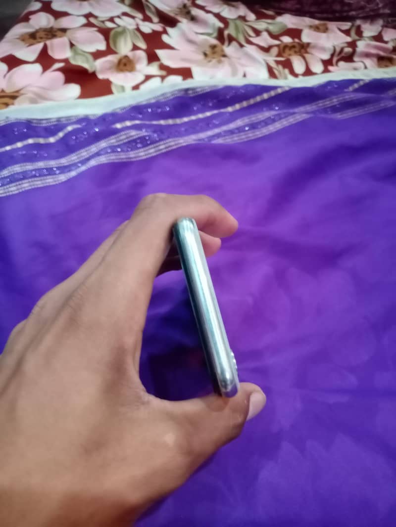 Apple iPhone X 2