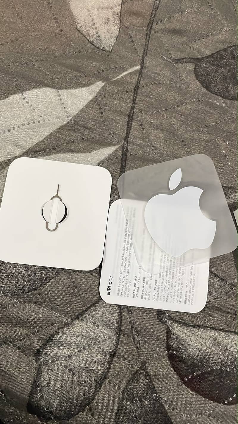 Apple iPhone 12 1