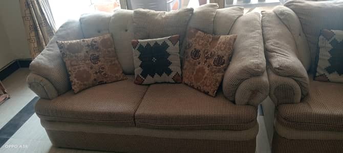 Selling of 7 seater sofa set