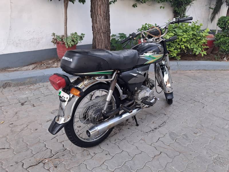 Honda CD 70 5