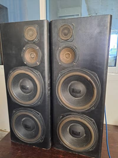Sansui Amplifiers new condition with speakers
