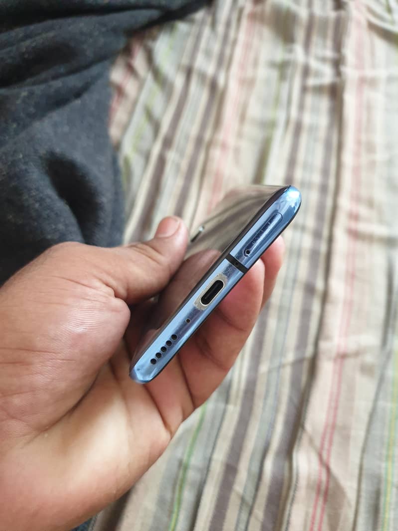 One Plus 7  Pro 8/256 4