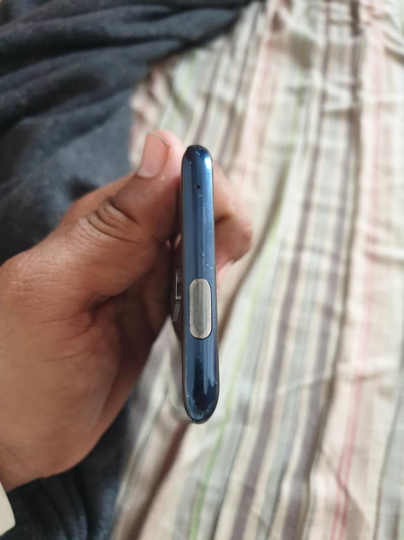 One Plus 7  Pro 8/256 5