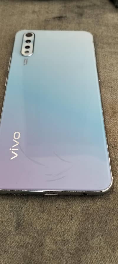 Vivo S1