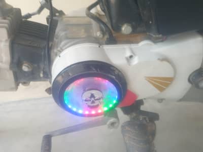 magnet Tapa light wala